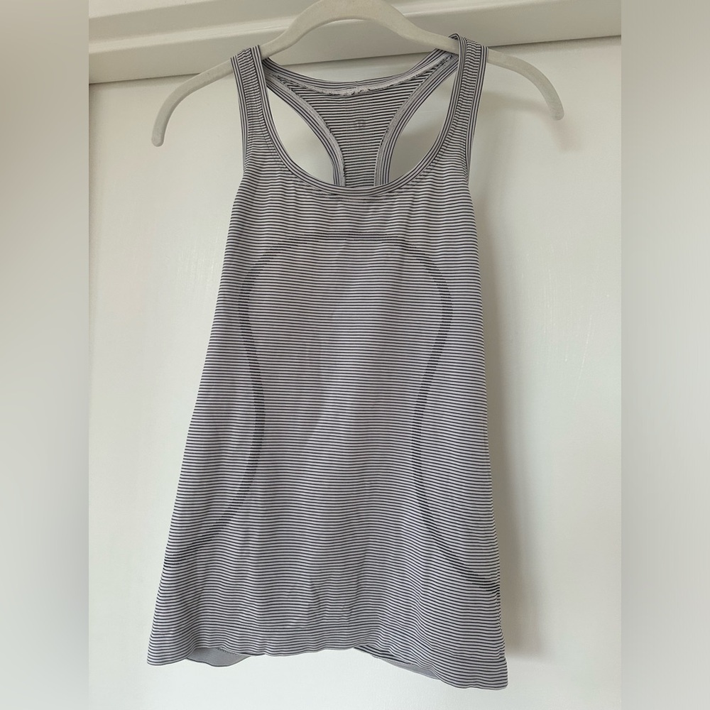 lululemon women’s Swiftly Tech Racerback Tank Top 2.0 Hip Length